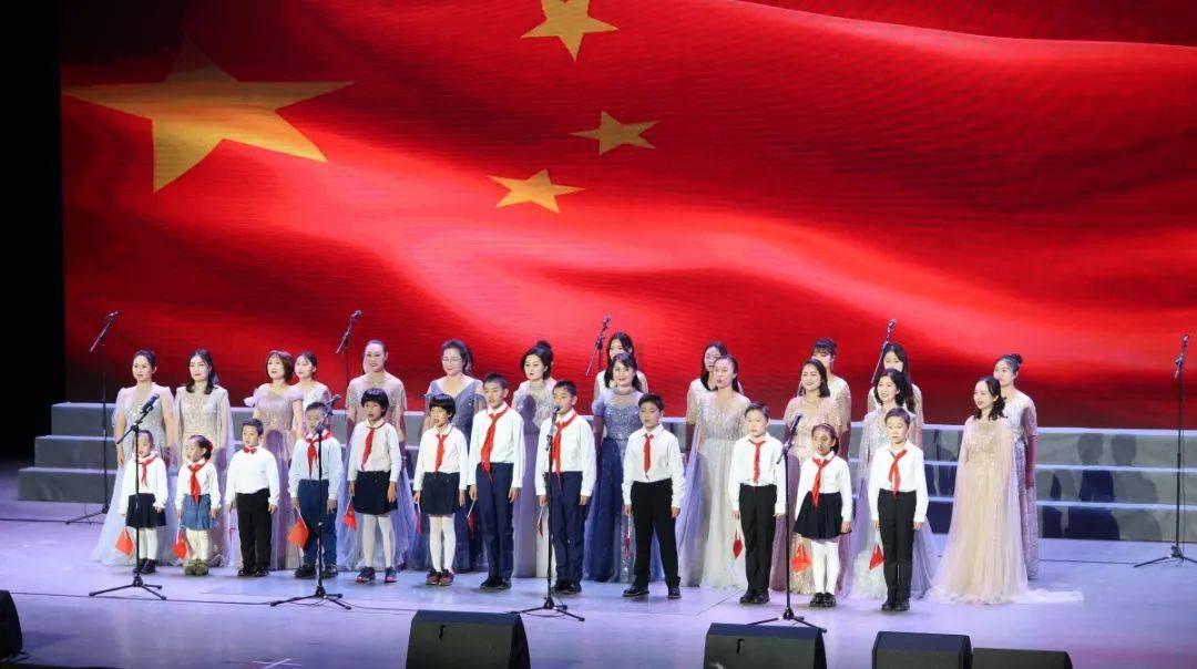 救援聪明男孩